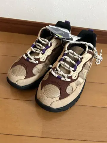 24cm 르꼬끄 스포르티브 에미 L-완다라- EM 콜라보 스니커즈
