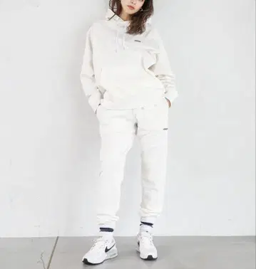 헤레이엄 와펜 로고 팬츠