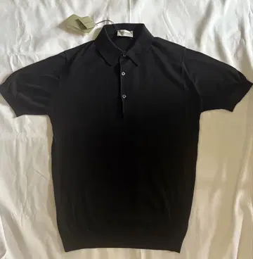 JOHN SMEDLEY 블랙 피케 셔츠 M 사이즈 (미사용 새상품)