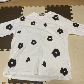 MAISON SPECIAL 꽃무늬 티셔츠