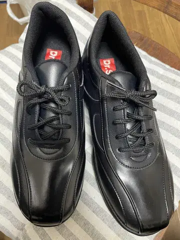 각도 15도로 날씬해지는 다이어트 신발 쉐이프업 신발 워킹