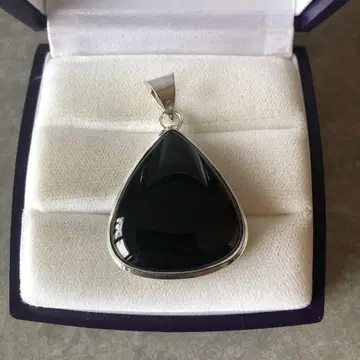 오닉스 Silver925 도금 펜던트 탑 ~의지와 보호의 돌~