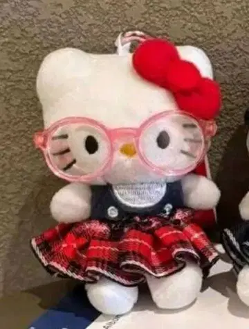 헬로키티 안경 키링 레드