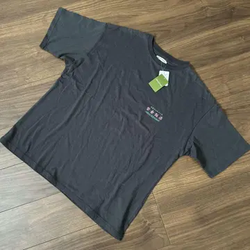 새상품 택 포함 FREAK'S STORE 티셔츠 L 사이즈 흑먹색