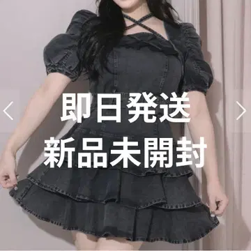 미개봉 새상품 pium  티어드 프릴 미니 원피스 블랙 데님