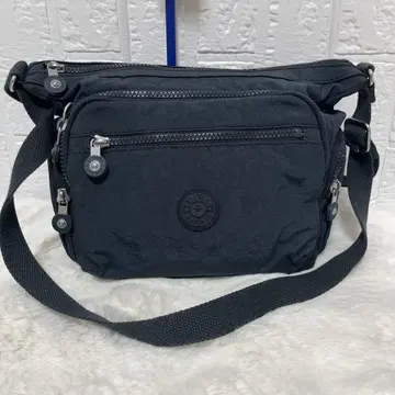32 키플링 KIPLING 숄더백 네이비 경량