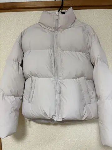 SINSS 화이트 다운 자켓