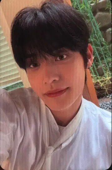 제로베이스원 쉐이드 버전 지웅 그늘 속의 청년