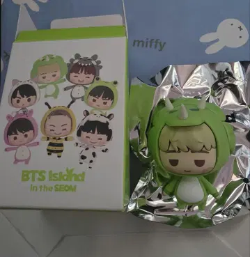 BTS Isldra in the SEOM MARCH 지민 마그넷