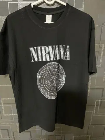 NIRVANA 블랙 티셔츠 L 사이즈