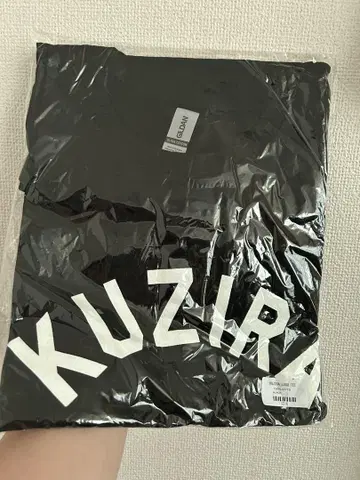 KUZIRA 로고 티셔츠 블랙 L 사이즈