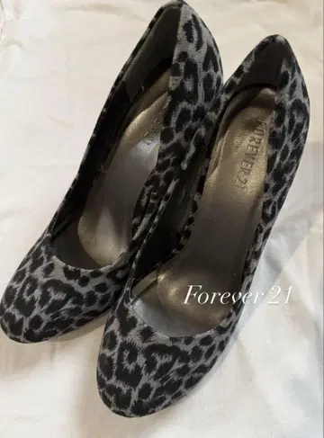FOREVER 21 표범 무늬 힐 25cm