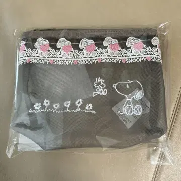 긴자 미쓰코시 스누피 전  치카자와 레이스 스누피 파우치