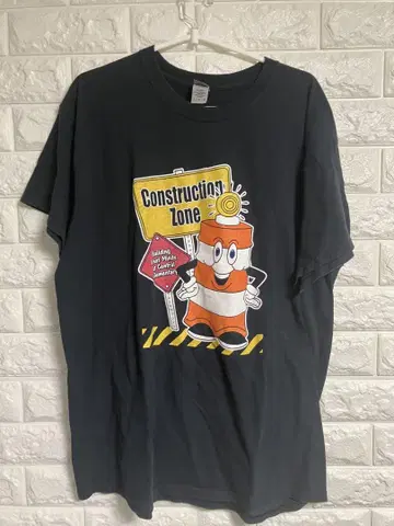미국 빈티지 의류 construction zone 티셔츠 L