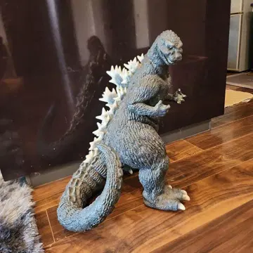 고질라 피규어 약 30cm