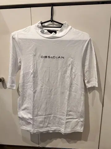 OBSIDIAN 화이트 반팔 셔츠