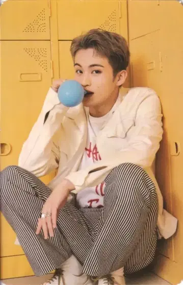 NCT 127 MARK 네이처리퍼블릭