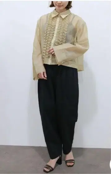 Marilyn Moon 모던 시어 2웨이 슬리브 블라우스