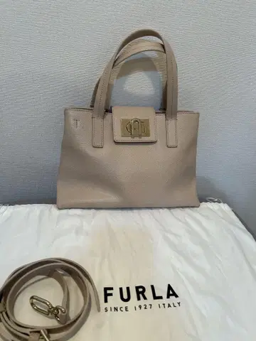 훌라 베이비 핸드백 숄더 스트랩 포함