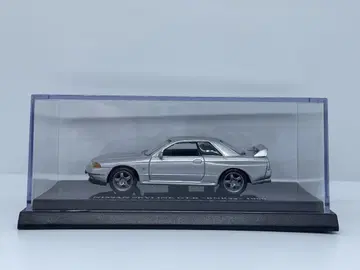 교쇼 닛산 스카이라인 GTR (BNR32)