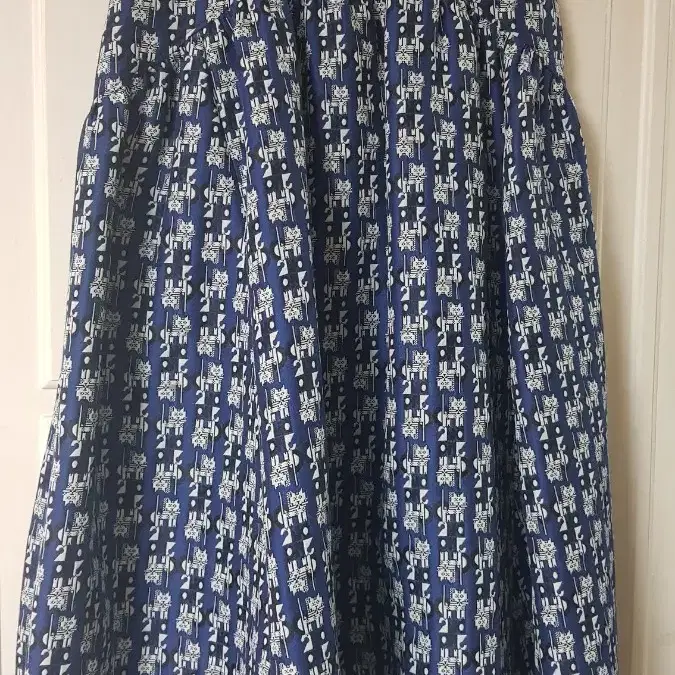 スカート [PLZPROJECT] MIDDLE FRILL SKIRT Please Project Frill Middle Skirt on Bunjang Global Site.