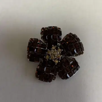 폭시 브로치 꽃