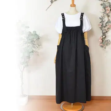 새상품 택 포함 M~L 블랙 숄더 개더 오버롤 스커트 여성용