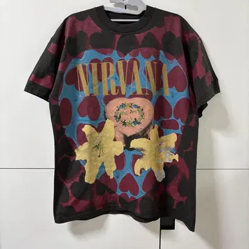 NIRVANA Heart Shaped Box 오버 프린트 티셔츠 L