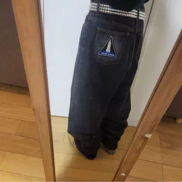 폴라 스케이트 빅 보이 닮은 와이드 데님