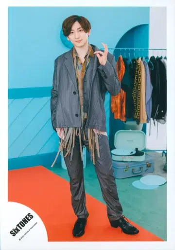SixTONES 공명/FASHION 교모토 타이가 공식 사진 *1장