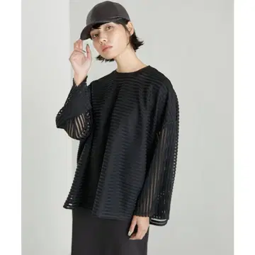 이아파피요네 레이어드 스타일 보더 상의 SUM1 STYLE
