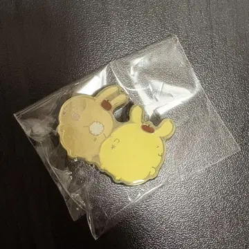토끼 폼폼푸딩 산리오 핀 배지