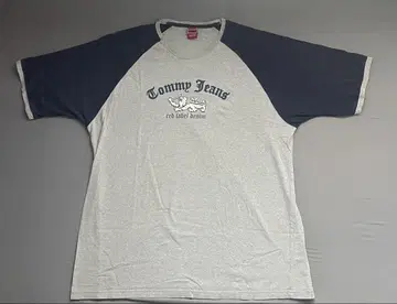 Tommy Jeans 래글런 슬리브 티셔츠
