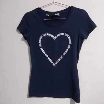 아무로 나미에 LOVE 모스키노 네이비 반팔 티셔츠