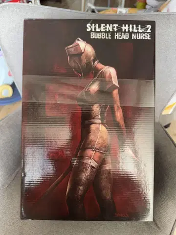 Gecco 사일런트 힐 2 버블 헤드 간호사 1/6 스케일 동상