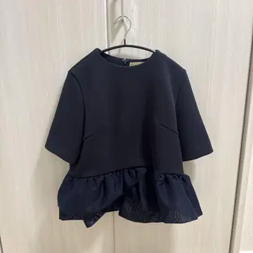 Heve 헤브 PEONY 페플럼 블라우스 네이비