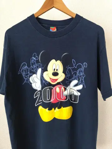 00s 디즈니 AAA 바디 티셔츠 MICKEY UNLIMITED
