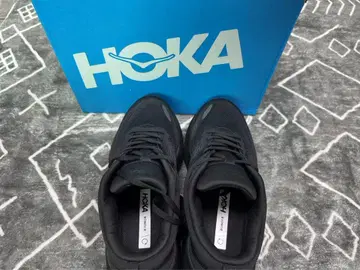 HOKA BONDI 8 스니커즈 27cm