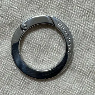 WILDSWANS 카라비너 키링 (M)