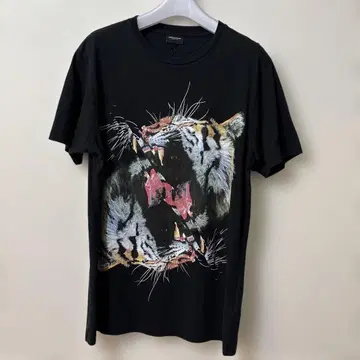 마르셀로불론 티셔츠