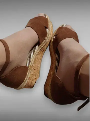 24.5cm 브라운 크로스 벨트 샌들