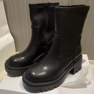 사이드 고어 부츠 블랙 통굽