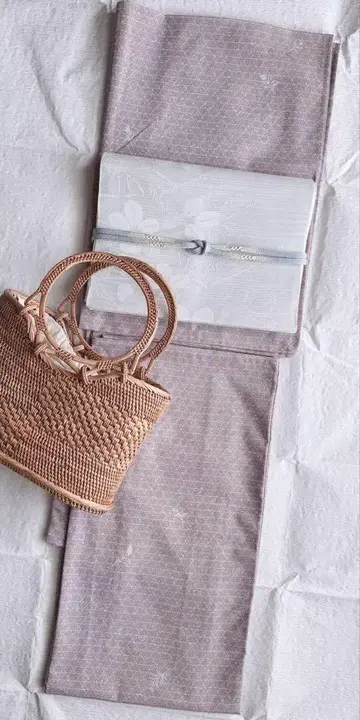 워셔블 기모노 여름 기모노 명주 격자 무늬에 춤추는 꽃 페일 핑크