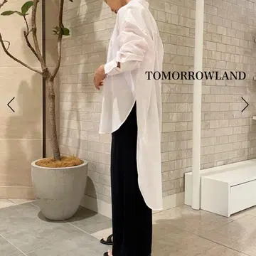 투모로우랜드 코튼 밴드 카라 튜닉 셔츠