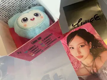 TWICE 나연 랜덤 봉제 인형 반지 팝업 스토어 혜택 카드