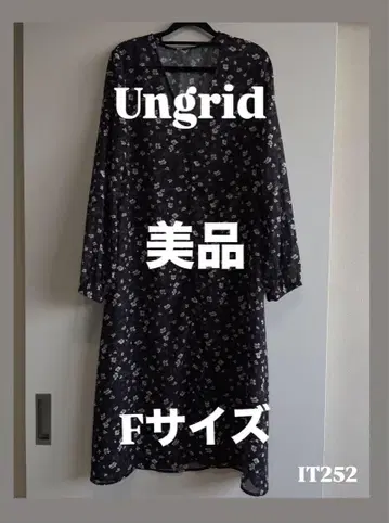 Ungrid 꽃무늬 쉬폰 가운 원피스 블랙 F 사이즈