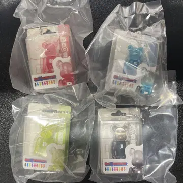 Be@rbrick 가챠가챠 4종 세트
