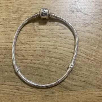 판도라 PANDORA 팔찌