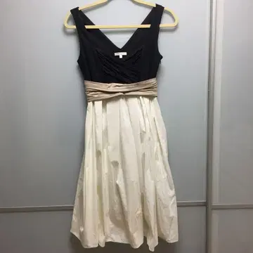 폴카 원피스