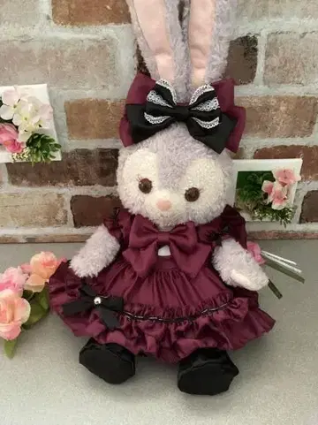 토끼 귀가 달린 퍼플 인형 의류